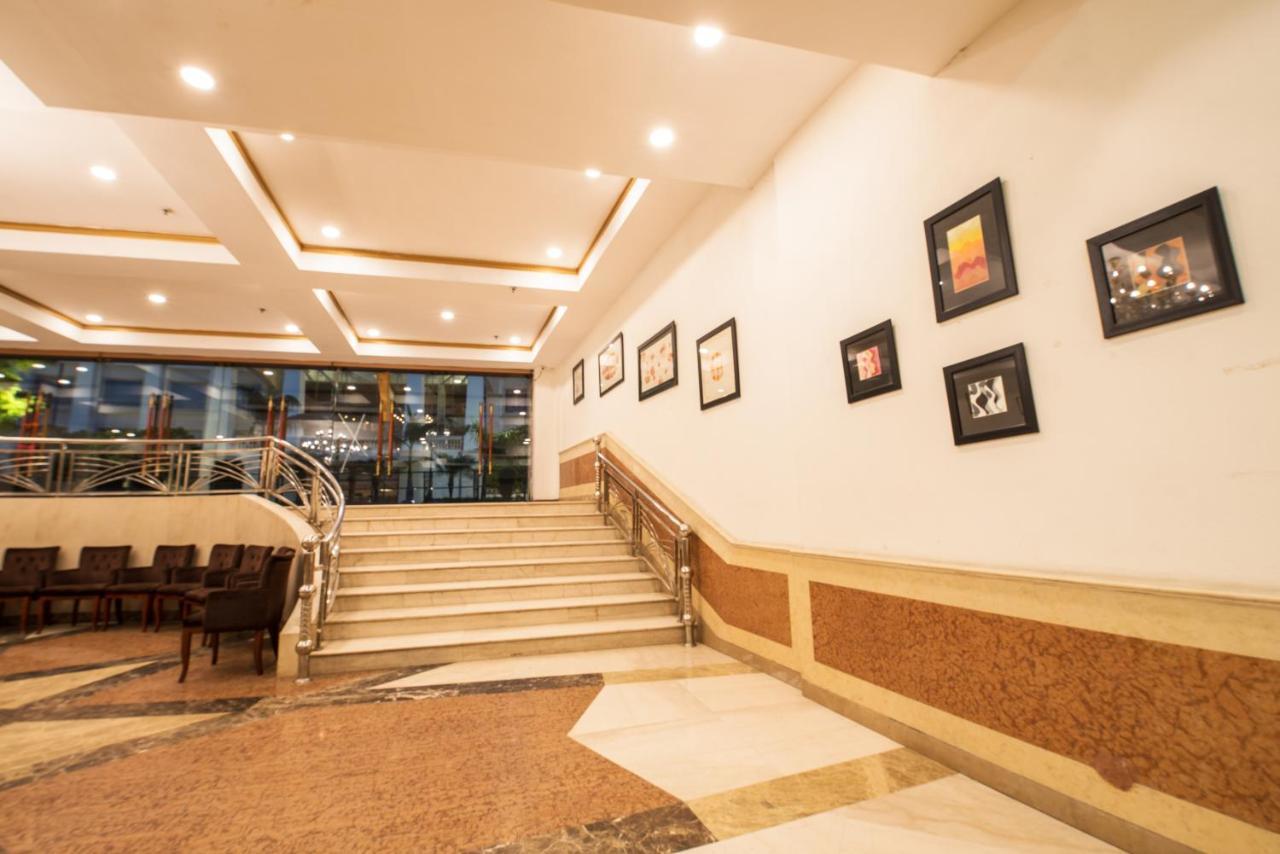 庆典花园酒店 新德里 外观 照片